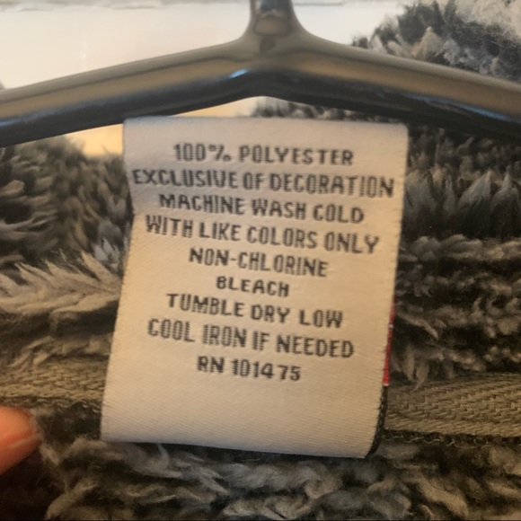 Official Ohio State University Sherpa Zip-Up - Picture 3 of 4